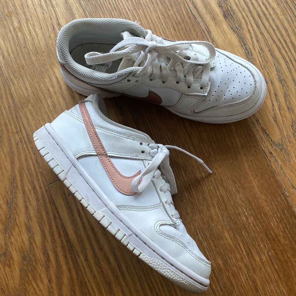 Nike Dunk Low White Pink Bronze Swoosh (GS) Kids Leather Size 3.5Y